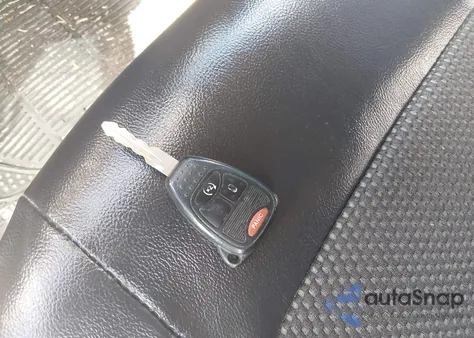 2016 Jeep Compass Latitude z USA, uszkodzony, nr VIN 1C4NJCEA0GD619755